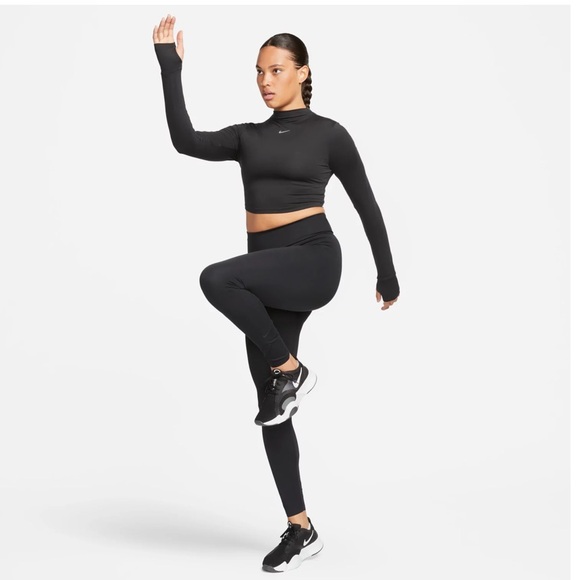 NWT Nike Women's One Dri-FIT Luxe Long Sleeve Cropped Top Size XL Black - Picture 2 of 6